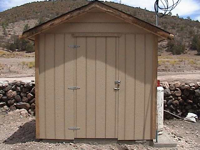 Photo of finished pump house.